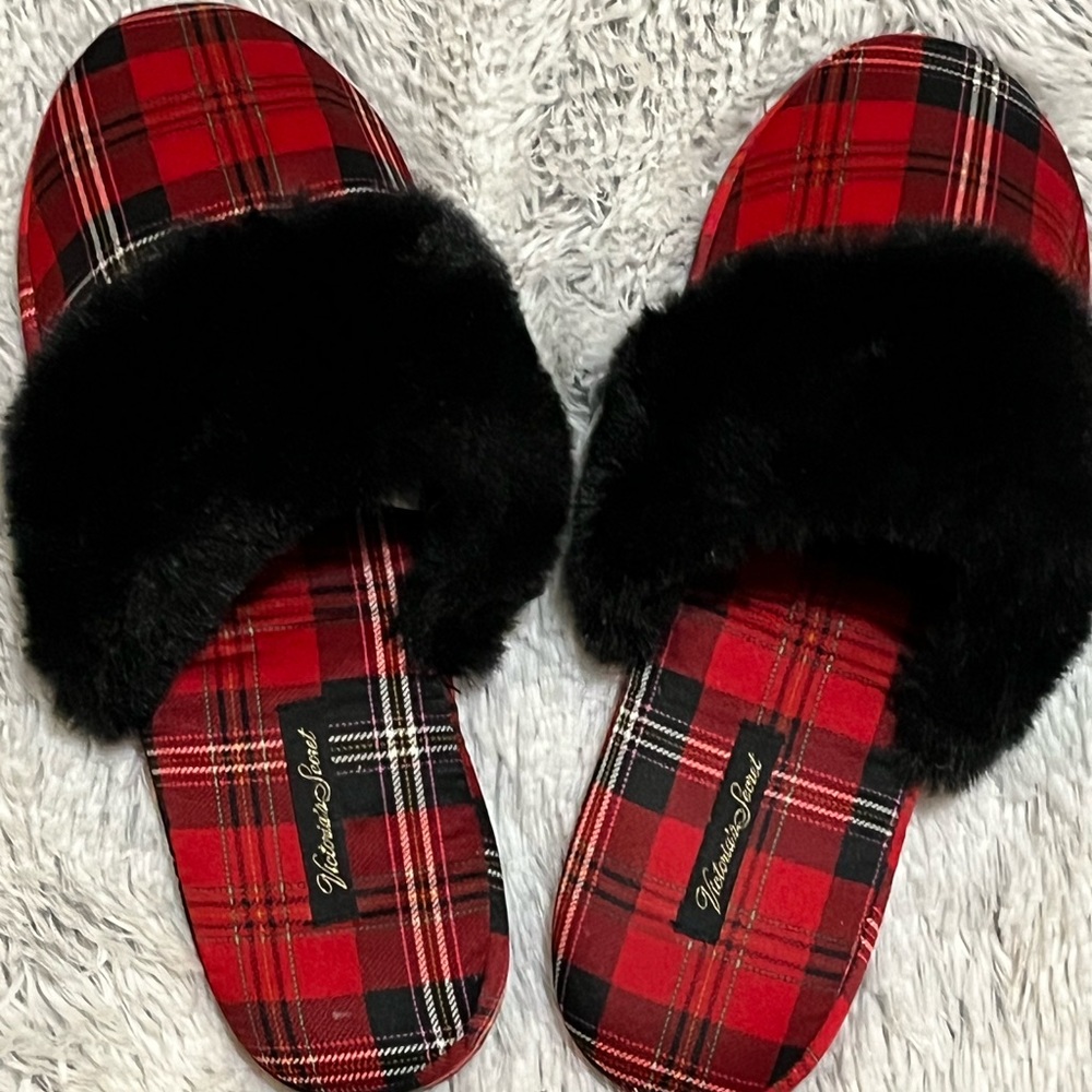 Victoria Secrets slippers